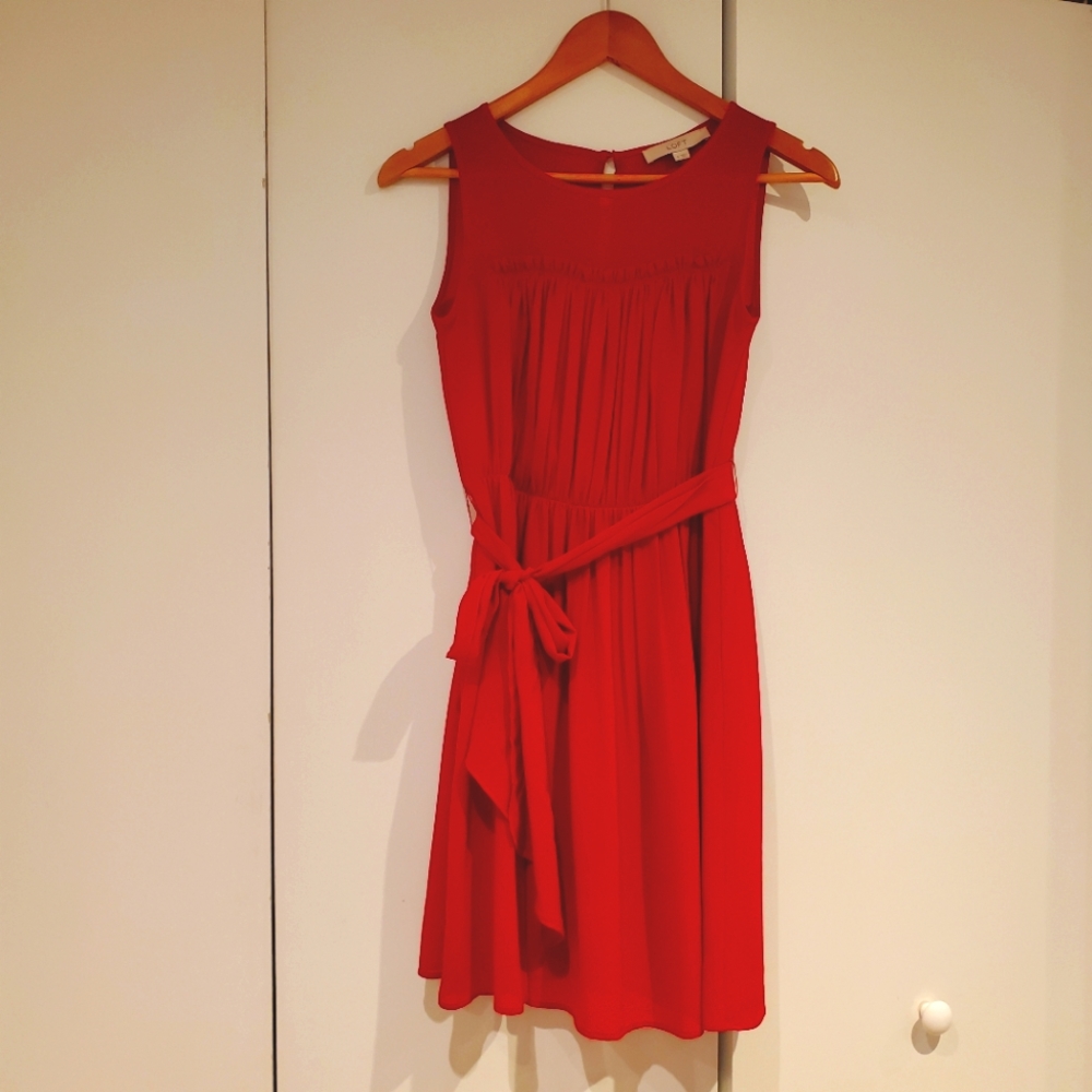 Anne Taylor LOFT red sleeveless dress with belt